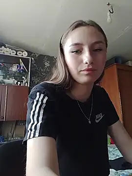 DonnaMayer online show from June 18, 5:19 am