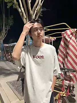 kissbaby-399 online show from July 7, 5:06 pm