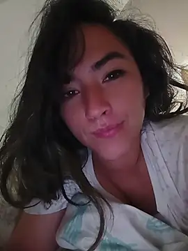 Snapshot of sophia_pink17 chatting on July 22, 1:47 pm sophia pink17 online show from July 22, 1:47 pm
