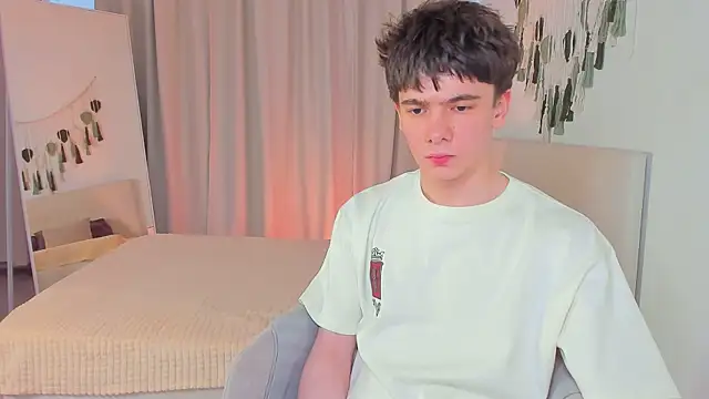 Ethan Crowe online show from July 28, 4:50 pm