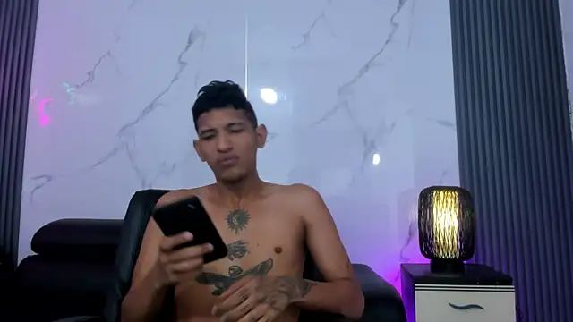 Kleyn black online show from June 18, 10:19 am