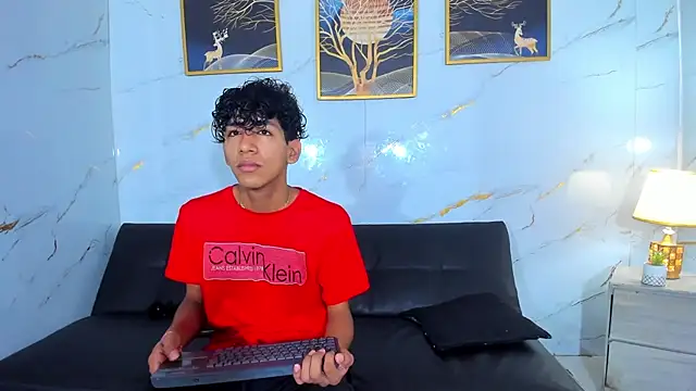 Kleyn black online show from August 1, 1:32 pm