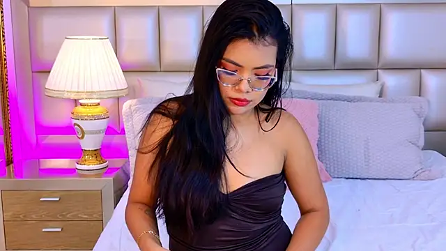 AliceLavenders online show from July 28, 6:53 pm