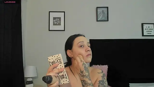 Sara B online show from July 18, 6:01 pm