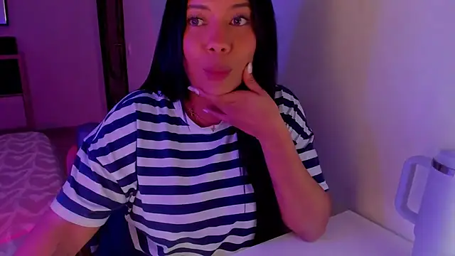 NicolePasqualott online show from January 18, 9:40 pm