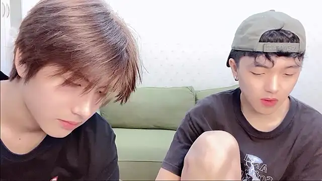 GF 001 online show from June 29, 2:28 pm