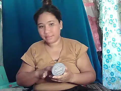 Islandbabe22 online show from July 5, 2:29 am