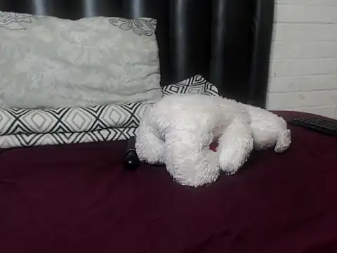 Snapshot of Leerh chatting on July 28, 4:41 am Leerh online show from July 28, 4:41 am