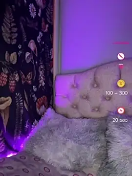 xLilyAngelx  online show from June 18, 9:09 am