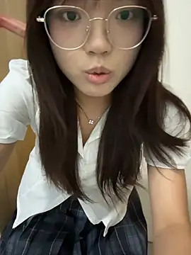 ela sisi online show from July 21, 1:46 pm