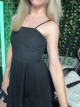 Eva Kit online show from July 15, 8:36 pm