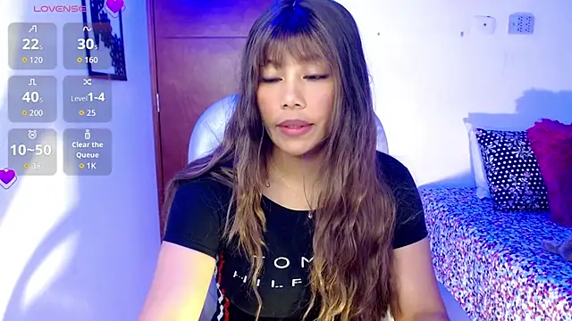 Snapshot of Emmy_Copland chatting on July 28, 5:47 am Emmy Copland online show from July 28, 5:47 am