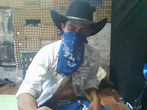Snapshot of Mexxa_Hott chatting on June 19, 12:48 am Mexxa Hott online show from June 19, 12:48 am