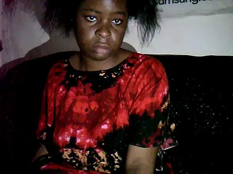 Snapshot of dark_divah chatting on July 9, 6:50 am dark divah online show from July 9, 6:50 am