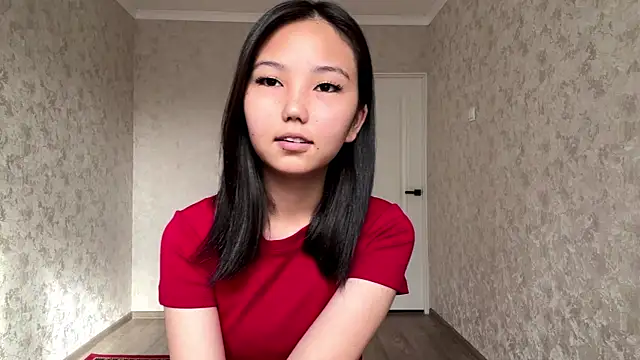 SusieSkepple online show from August 7, 12:07 pm