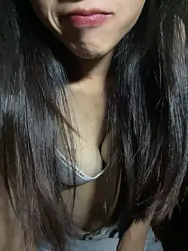 Snapshot of thyfoxanna chatting on July 16, 4:24 pm thyfoxanna online show from July 16, 4:24 pm