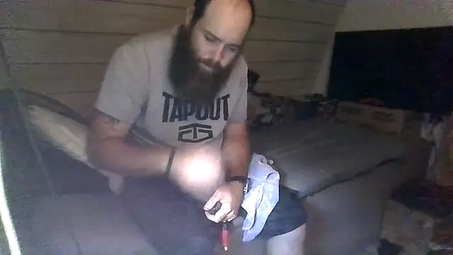 Snapshot of ThisGuy42o chatting on July 12, 1:46 pm ThisGuy42o online show from July 12, 1:46 pm
