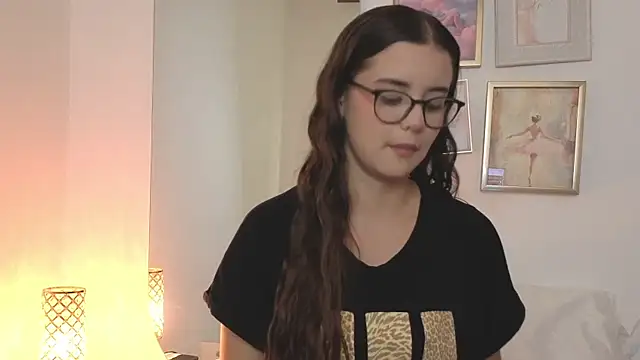 Snapshot of Isabellebotero chatting on June 25, 2:54 pm Isabellebotero online show from June 25, 2:54 pm