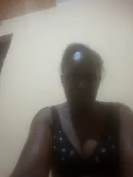Snapshot of freaky-pussy2 chatting on July 13, 11:24 am freaky-pussy2 online show from July 13, 11:24 am