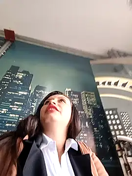 LIA--23 online show from July 8, 1:04 pm