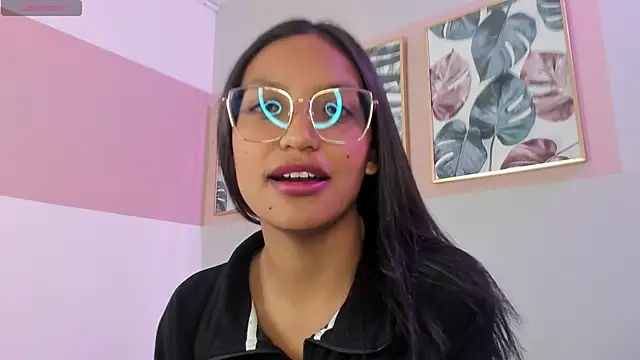 emma brooks  online show from June 21, 3:36 pm