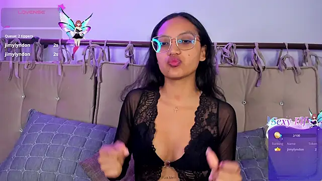 emma brooks  online show from July 12, 4:09 pm