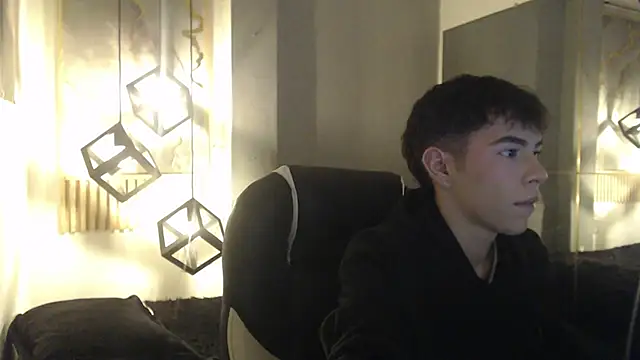Snapshot of ash_ka chatting on June 19, 7:17 pm ash ka online show from June 19, 7:17 pm