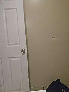 NAOMIdaFreakXXXXX online show from March 23, 7:45 am