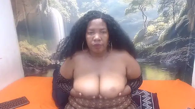 CURVYELEGANCExxx online show from July 10, 3:25 pm