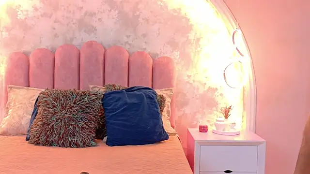 AshleyMorgans online show from July 21, 9:39 pm