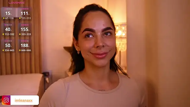 Snapshot of imLeanna_ chatting on July 24, 10:08 pm imLeanna online show from July 24, 10:08 pm