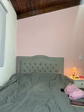 Snapshot of selina-sky chatting on July 11, 2:53 pm selina-sky online show from July 11, 2:53 pm