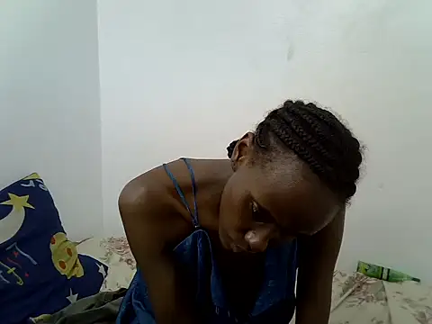 Beutypetite1 online show from July 12, 8:11 pm