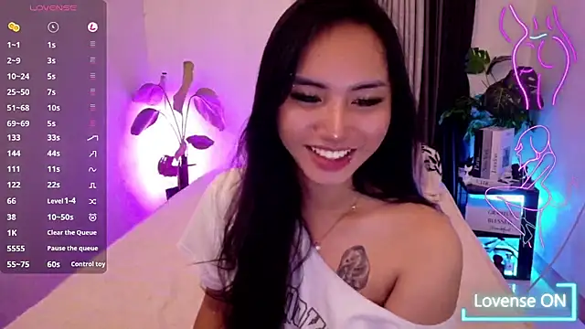 Bell PepperHot online show from July 29, 5:33 pm