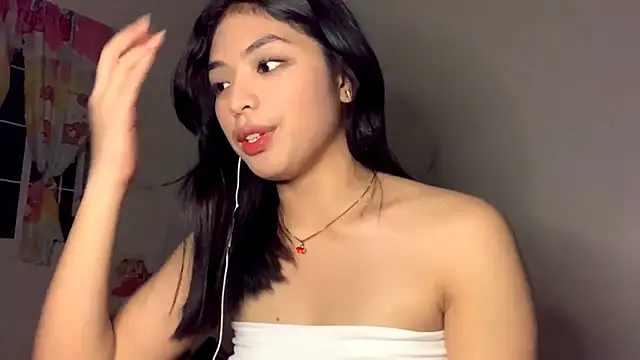 Hazelanne online show from June 25, 12:20 pm