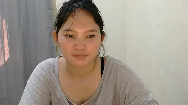 Fhwilloughbyxx online show from June 27, 6:29 am