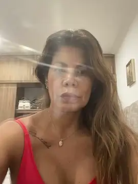 Snapshot of Valen_Milf4u chatting on July 14, 2:05 am Valen Milf4u online show from July 14, 2:05 am
