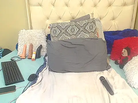 Snapshot of NoviaveeXXX chatting on June 30, 8:21 pm NoviaveeXXX online show from June 30, 8:21 pm