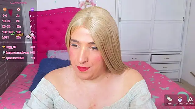 roxxy pink  online show from July 22, 2:20 pm