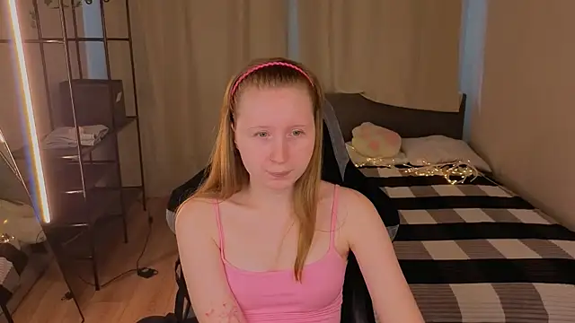 LiliTiny online show from July 31, 8:03 am
