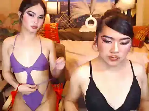 Snapshot of FilthyJairaxxx chatting on June 22, 4:42 am FilthyJairaxxx online show from June 22, 4:42 am