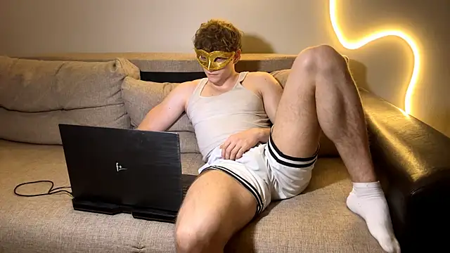 deniel horny online show from June 21, 5:37 pm