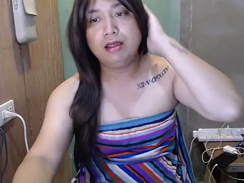 Snapshot of tapal_queen chatting on June 27, 2:49 am tapal queen online show from June 27, 2:49 am
