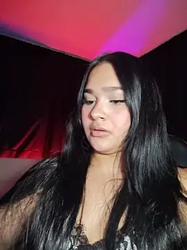 Yesenia26p online show from July 17, 2:29 am