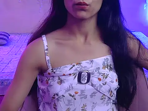 Yours-Zoya online show from July 5, 4:30 am