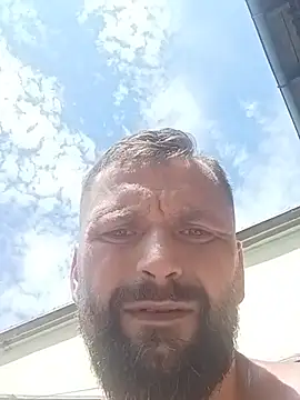 Snapshot of strippchat8818 chatting on June 20, 12:52 pm strippchat8818 online show from June 20, 12:52 pm