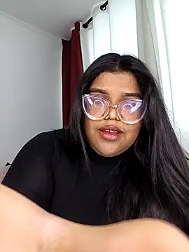 Delya soloexperimento online show from July 8, 1:37 pm