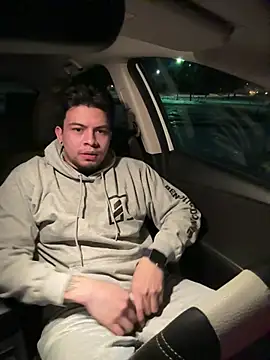 Snapshot of Sualazar chatting on February 27, 1:38 am Sualazar online show from February 27, 1:38 am