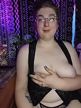 starfucker420XO online show from August 5, 3:31 am