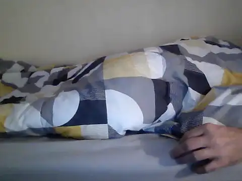 Snapshot of a5ar5rooooov chatting on February 3, 8:47 pm a5ar5rooooov online show from February 3, 8:47 pm